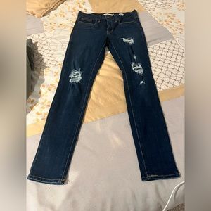 Used Levi’s 311 Shaping Skinny Jeans Size 27